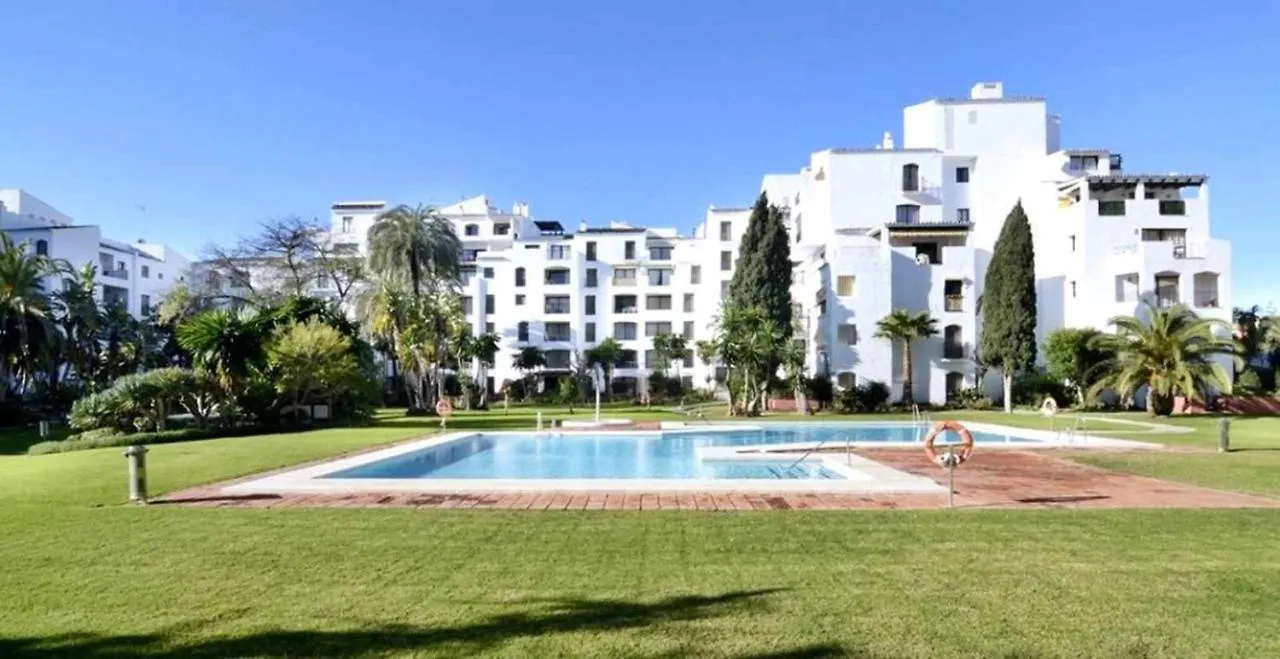 Apartamento En Jardines Del Puerto Apartment Marbella 0*,