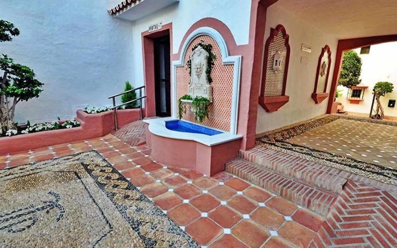 Apartamento En Jardines Del Puerto Apartment Marbella