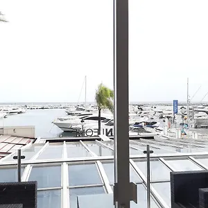 Apartment Front Port Line Sleeps 6, Marbella